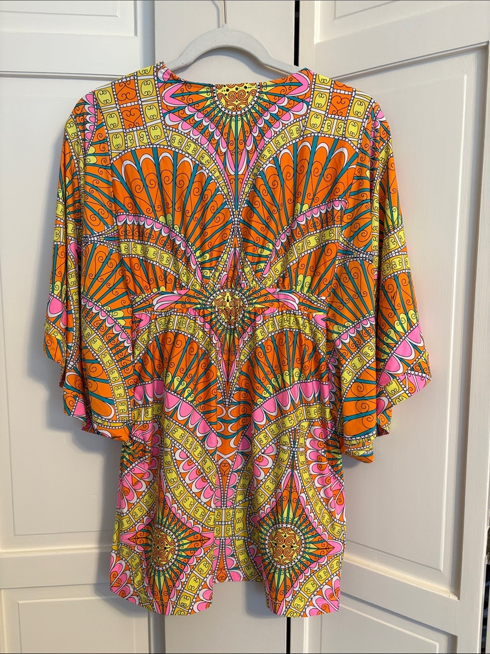 Trina Turk Vibrant Orange,Pink, Yellow Printed Swim One Piece 6 & Cover XS Set - Picture 14 of 15